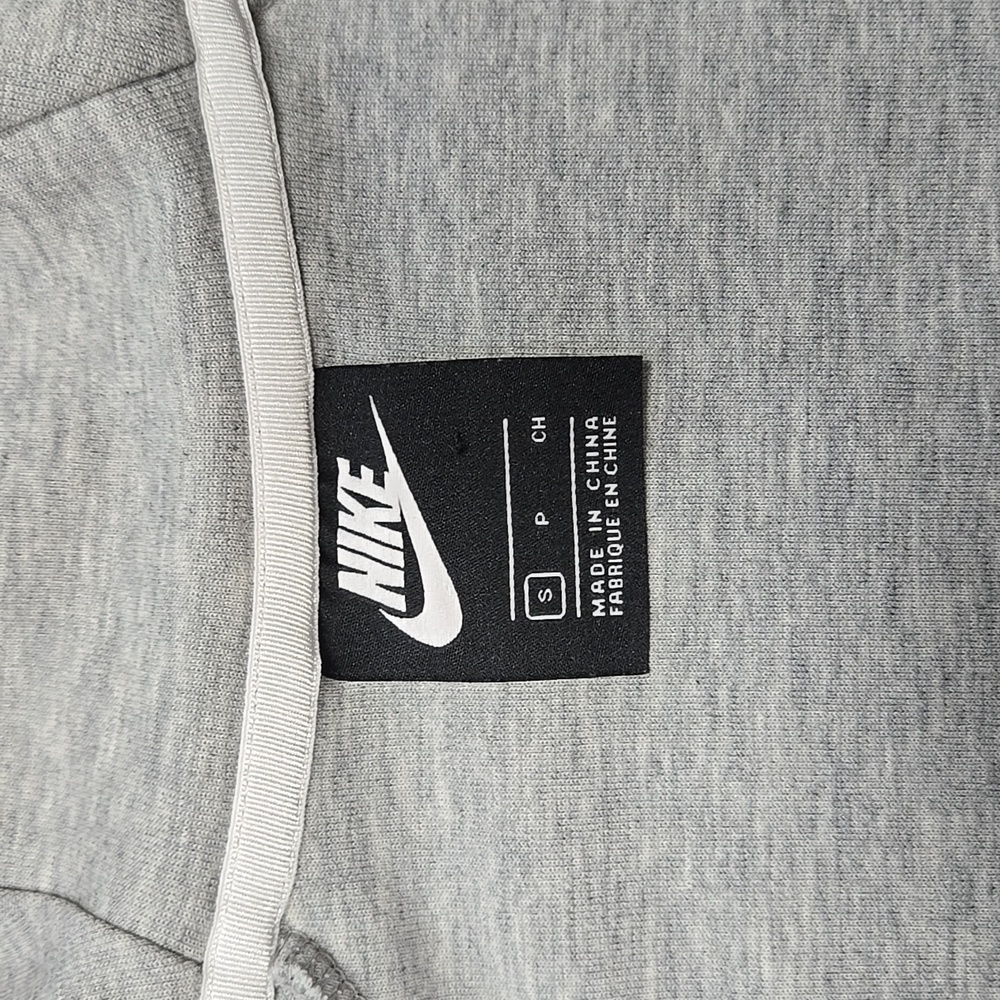 Nike athletic sweater small - Picture 2 of 3
